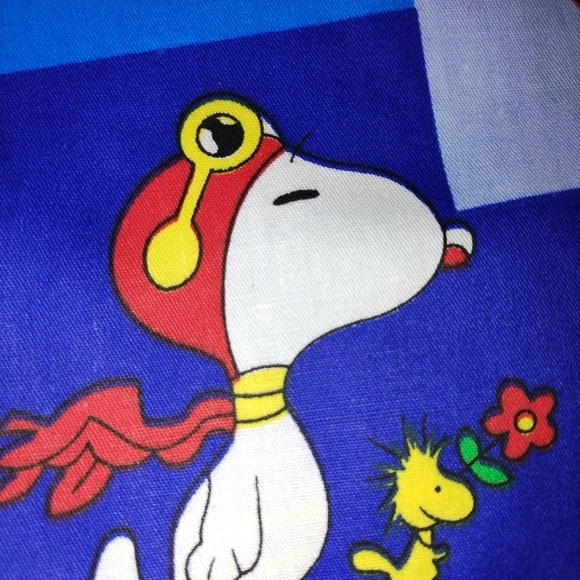 Bedding fabric for kids 9 yards X 60" Colorful Snoopy and friends - Picture 3 of 4
